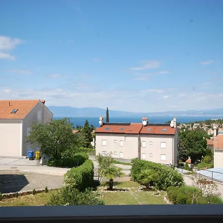 Apartment Crnac Mi Malinska