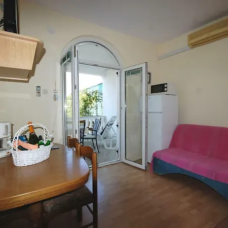 Crnac Mi Apartment