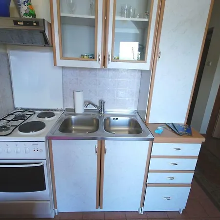 Apartment Crnac Mi Malinska