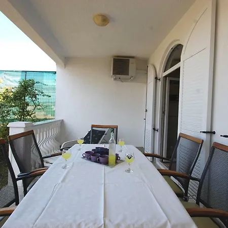 Apartment Crnac Mi