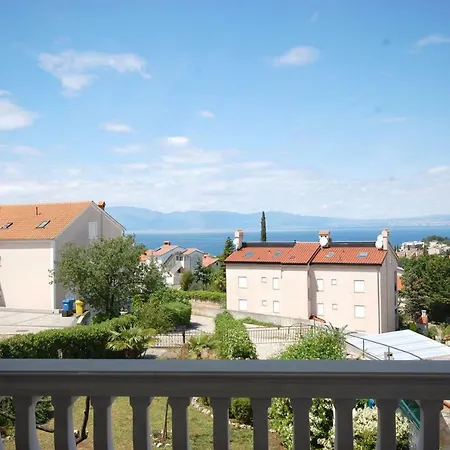 Apartment Crnac Mi Malinska