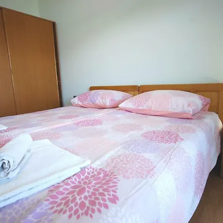 Crnac Mi Apartment